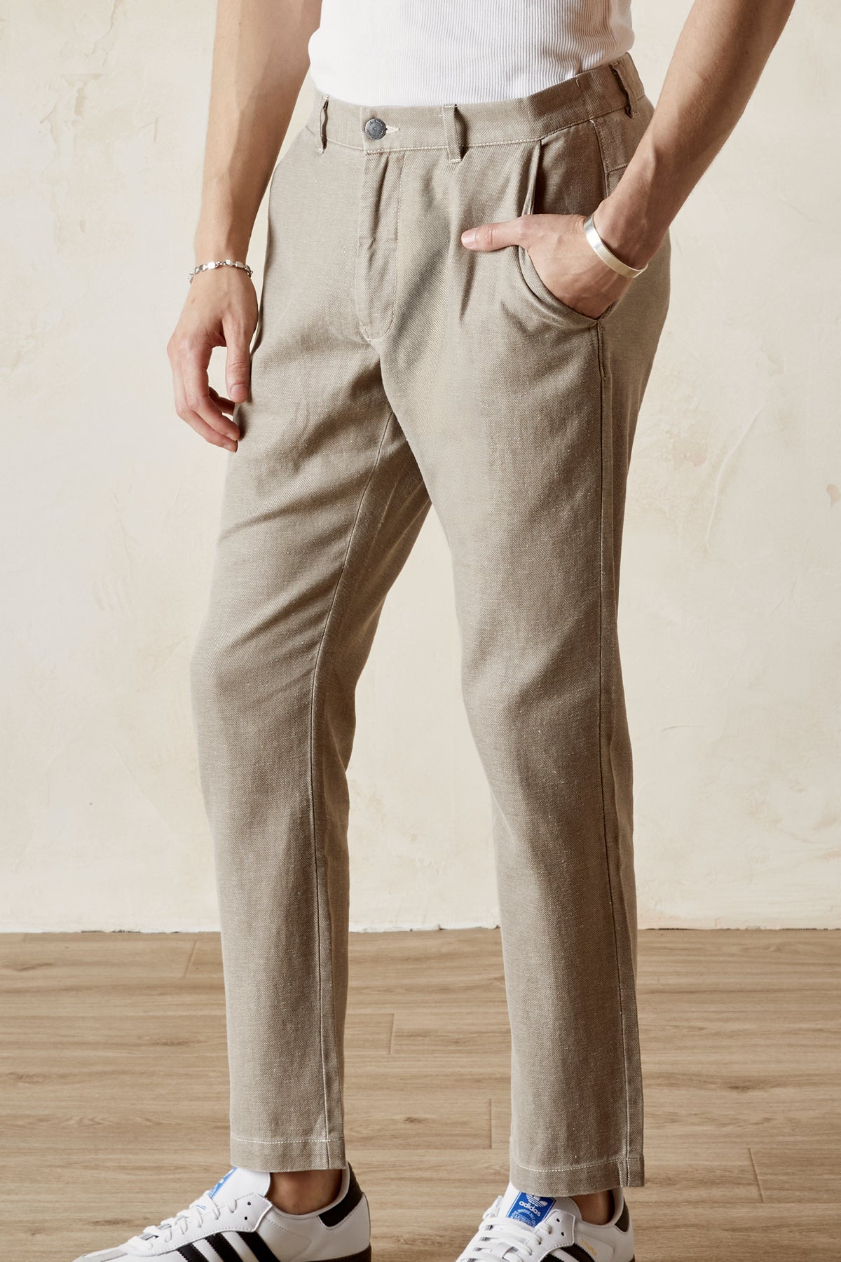 ARCH  Twill Back Elastic Cropped Pant